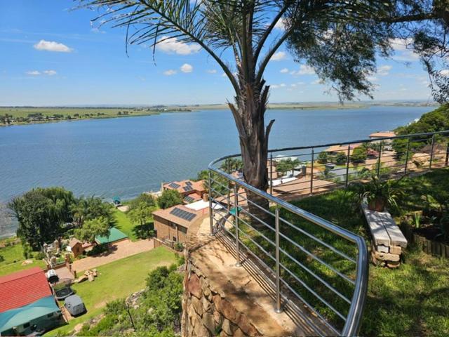 Eagles View Kungwini Hotel Bronkhorstspruit Exterior photo
